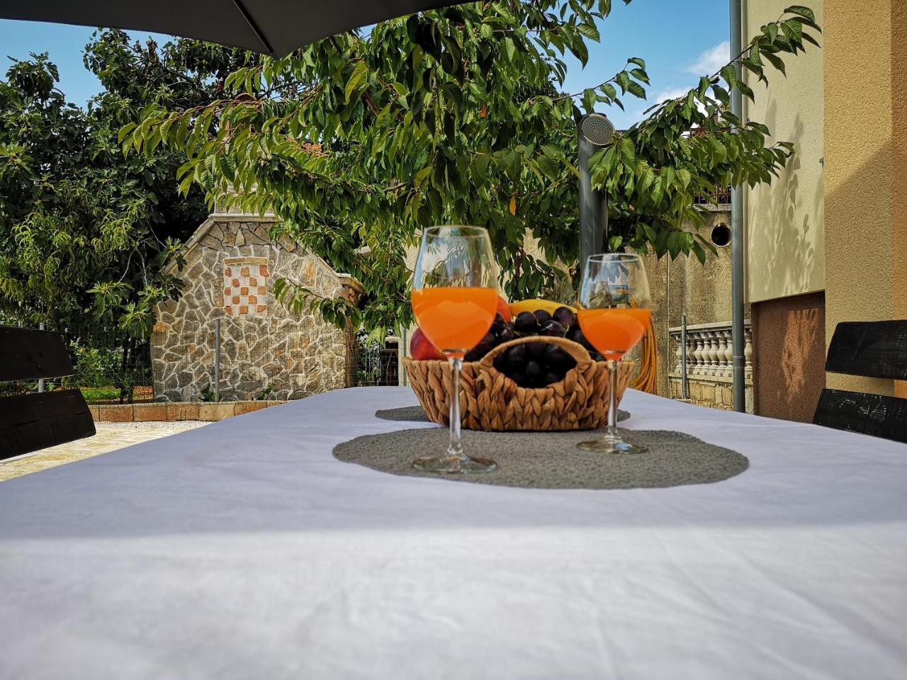 Holiday Retreat Apartment - Zadar Buitenkant foto